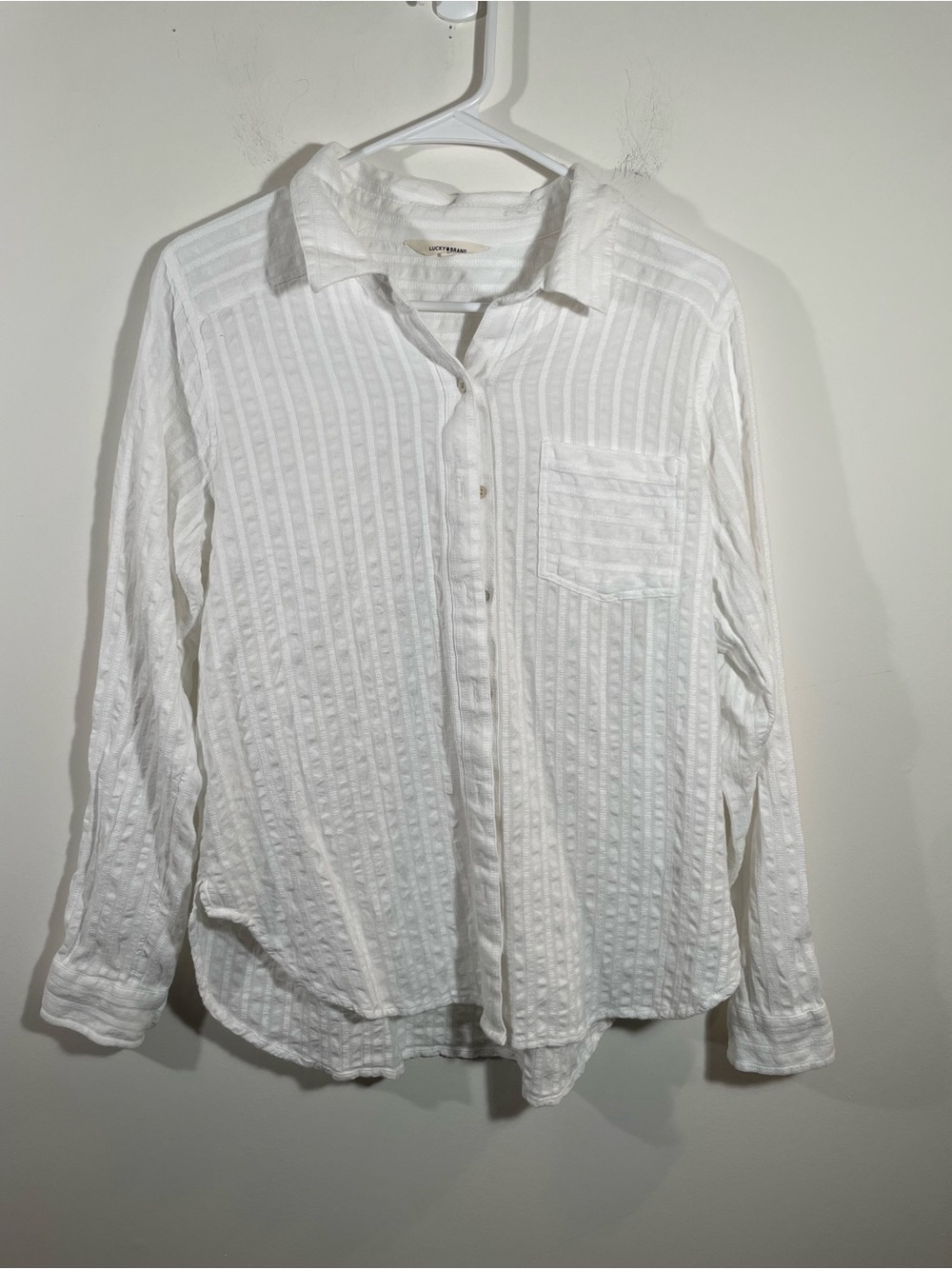 Lucky Brand 100% cotton button down shirt M